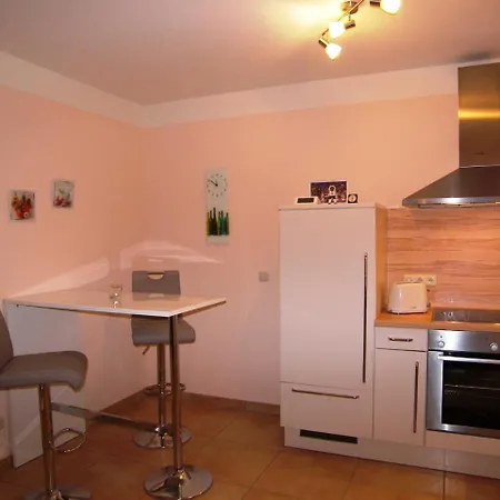 Tante Emmy Apartment *